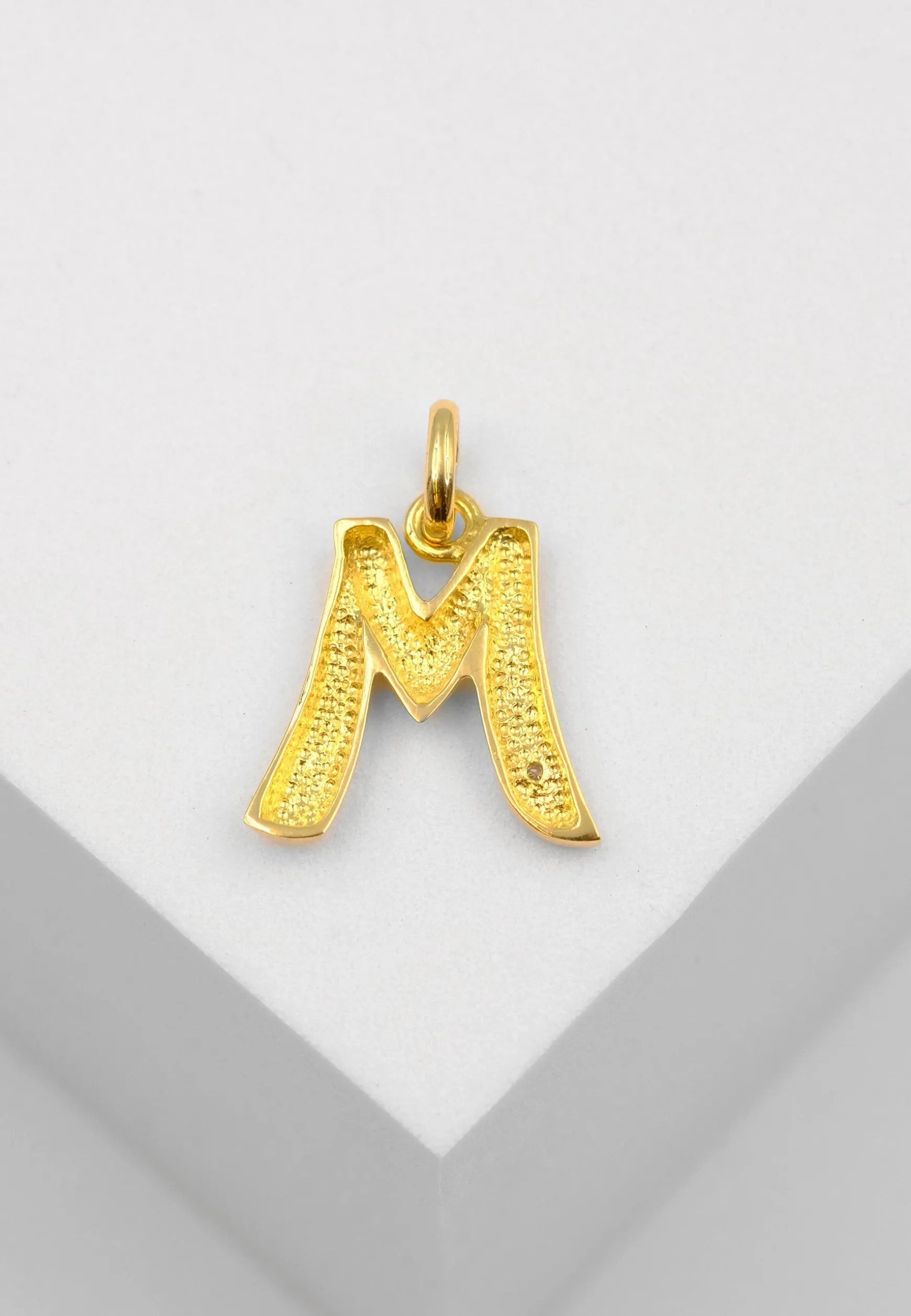 Anhänger Buchstabe M Bicolor Gelb-/Weissgold 750 Diamant 0.01ct. 21x14mm