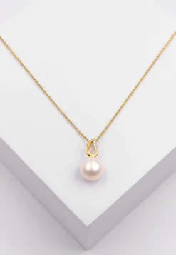 Anhänger Gelbgold 750 Süsswasserperle 10-10.5mm Brillant 0.03ct.