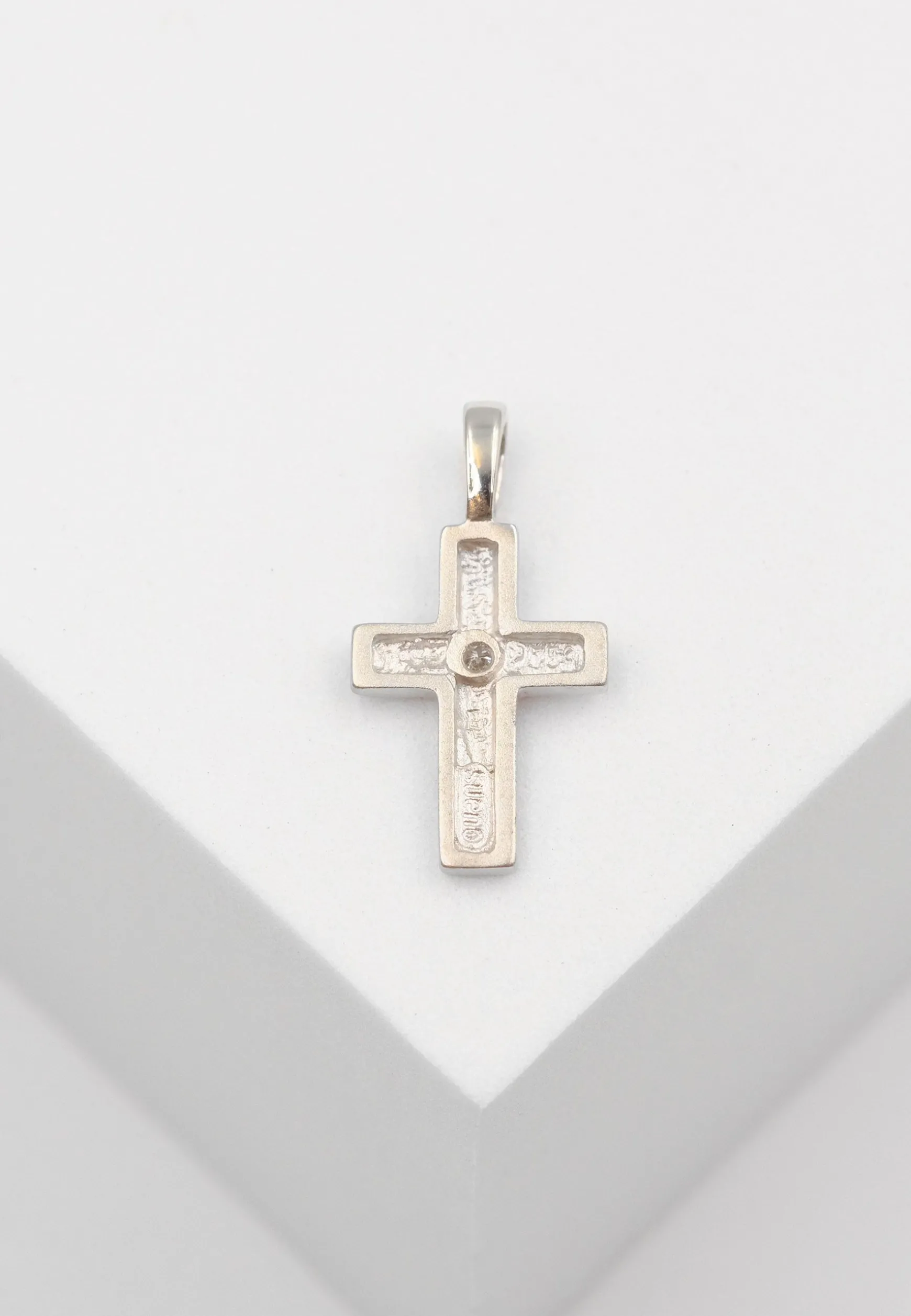 Anhänger Kreuz Weissgold 750 Diamant 0.025ct. 22x11mm