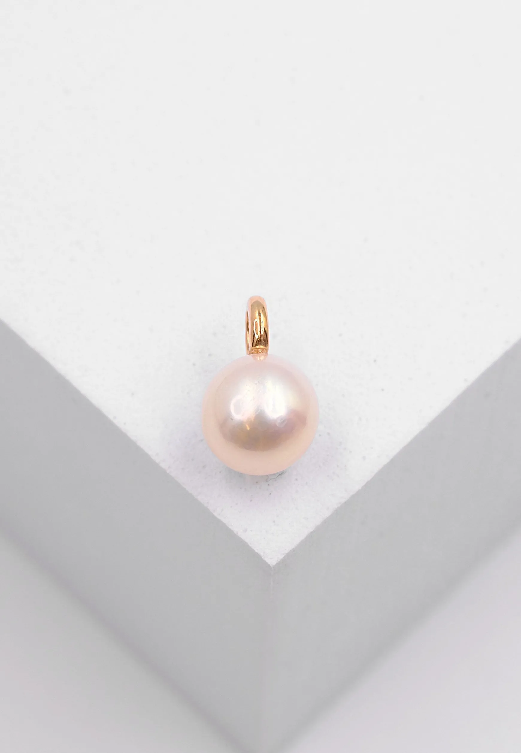 Anhänger Roségold 750 Süsswasserperle 7.5-8mm