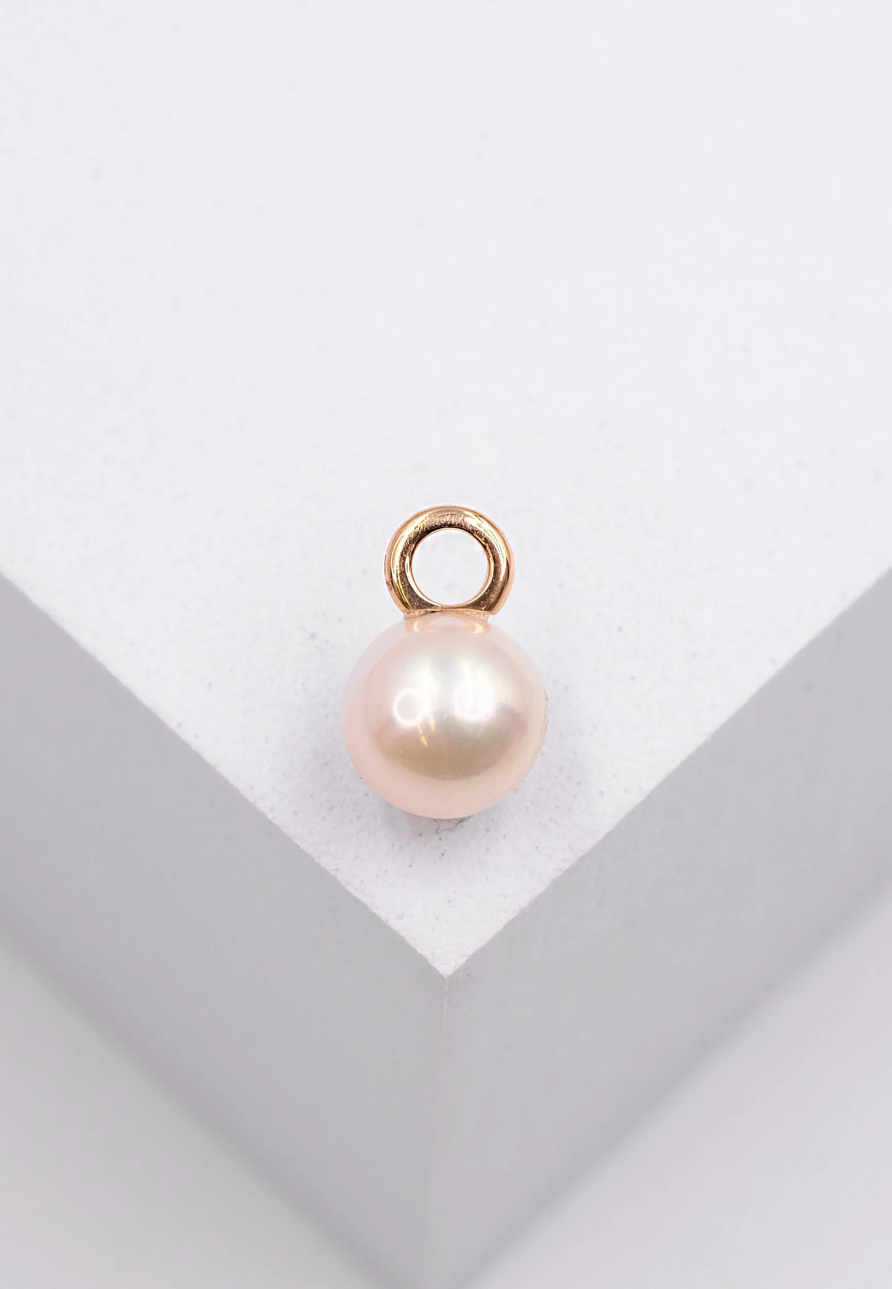 Anhänger Roségold 750 Süsswasserperle 7.5-8mm