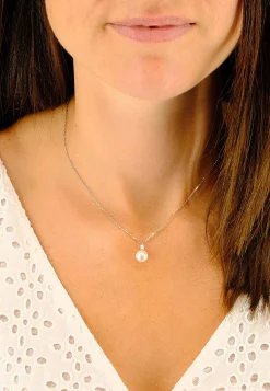 Anhänger Weissgold 750 Akoya Perle 8-8.5mm Brillant 0.15ct.