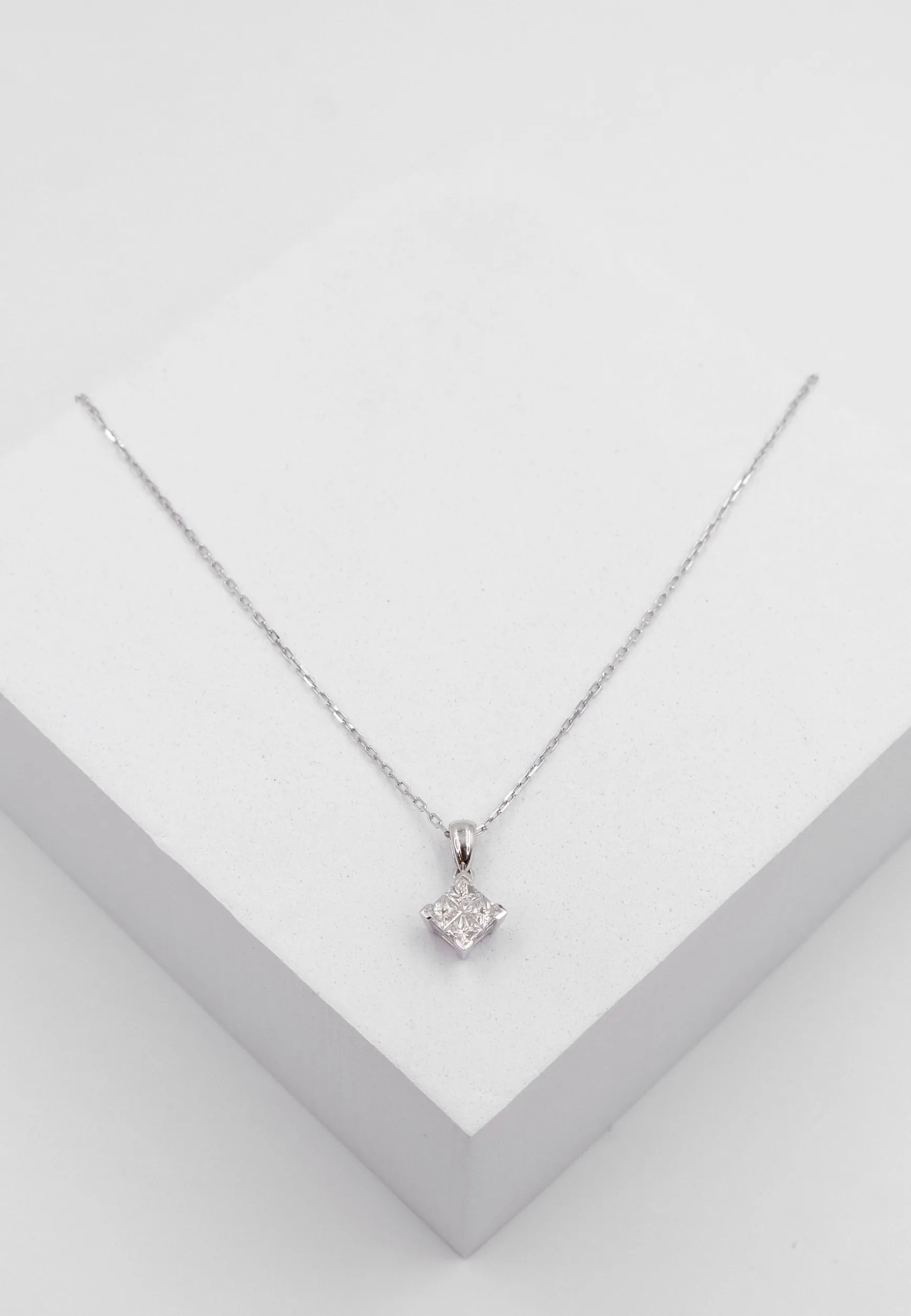 Anhänger Weissgold 750 Diamant 0.70ct.