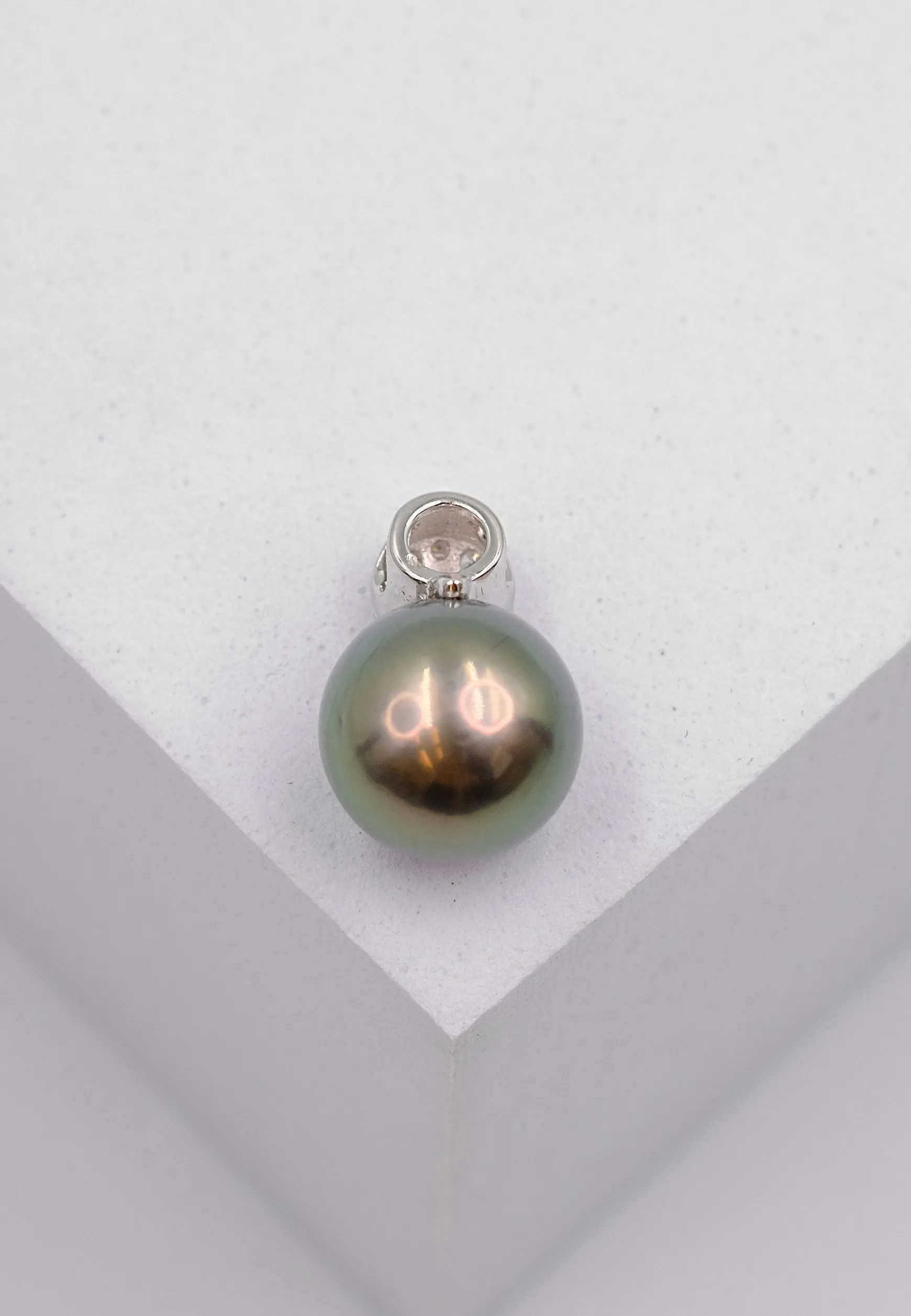 Anhänger Weissgold 750 Tahiti Perle 9.5-10mm Brillant 0.14ct.