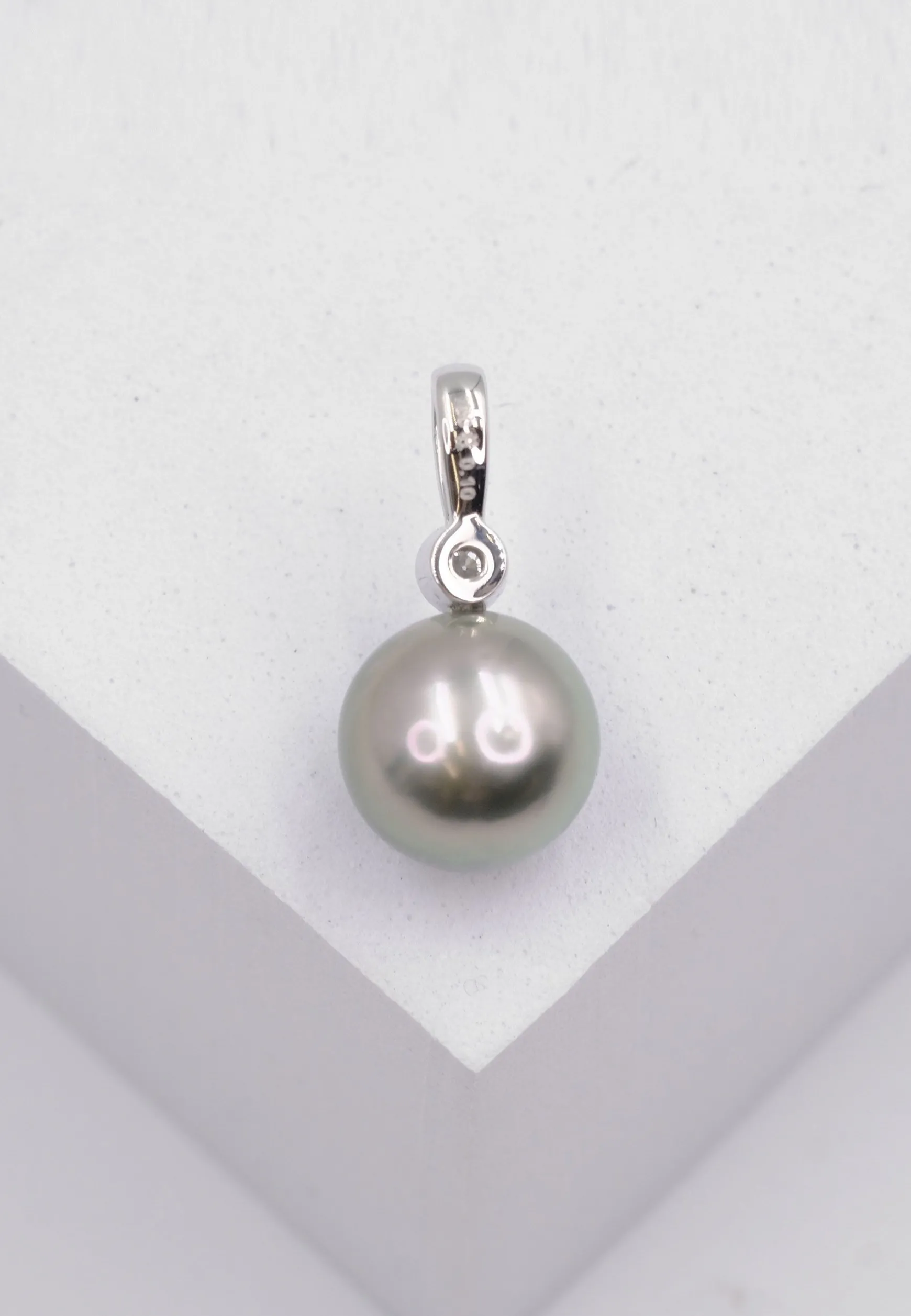Anhänger Weissgold 750 Tahiti Perle 10-10.5mm Brillant 0.10ct.