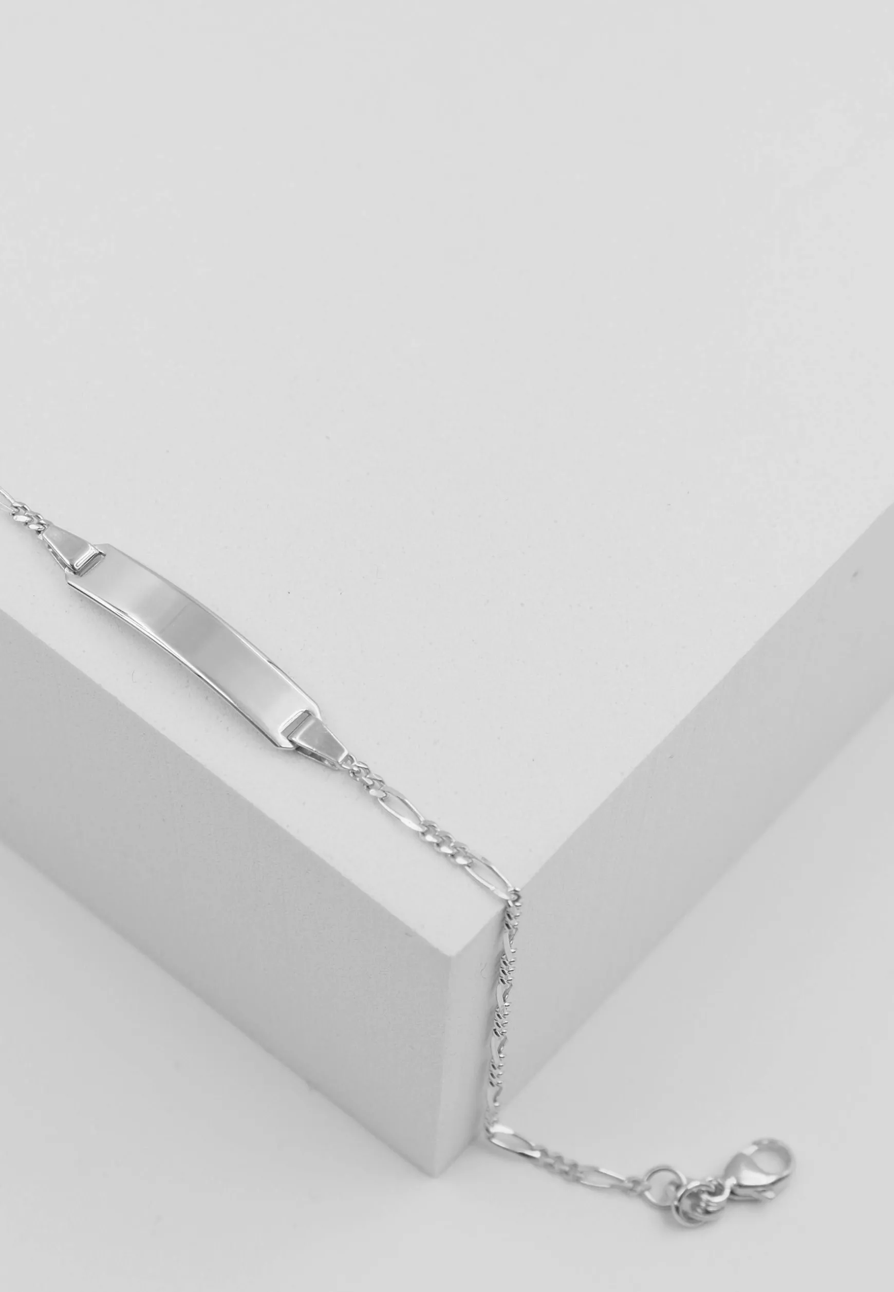 Bébé Bracelet Figaro Weissgold 375, 14cm Gravurplatte 1.8cm