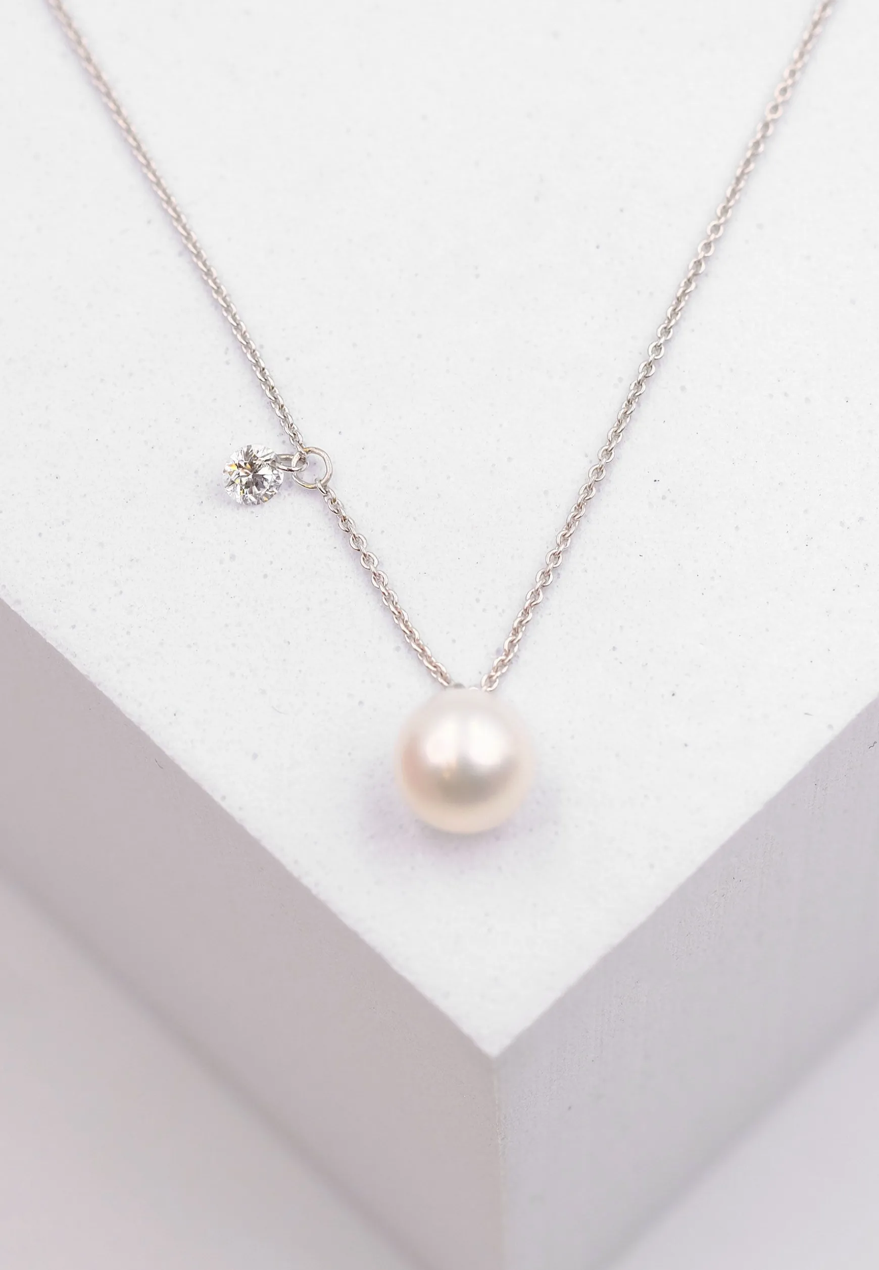 Collier Weissgold 750 Akoya Perle 5.5-6mm Brillant 0.06ct.