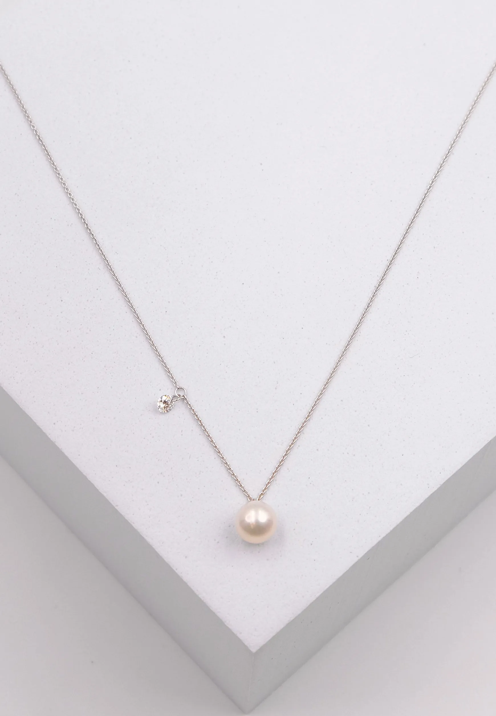 Collier Weissgold 750 Akoya Perle 5.5-6mm Brillant 0.06ct.