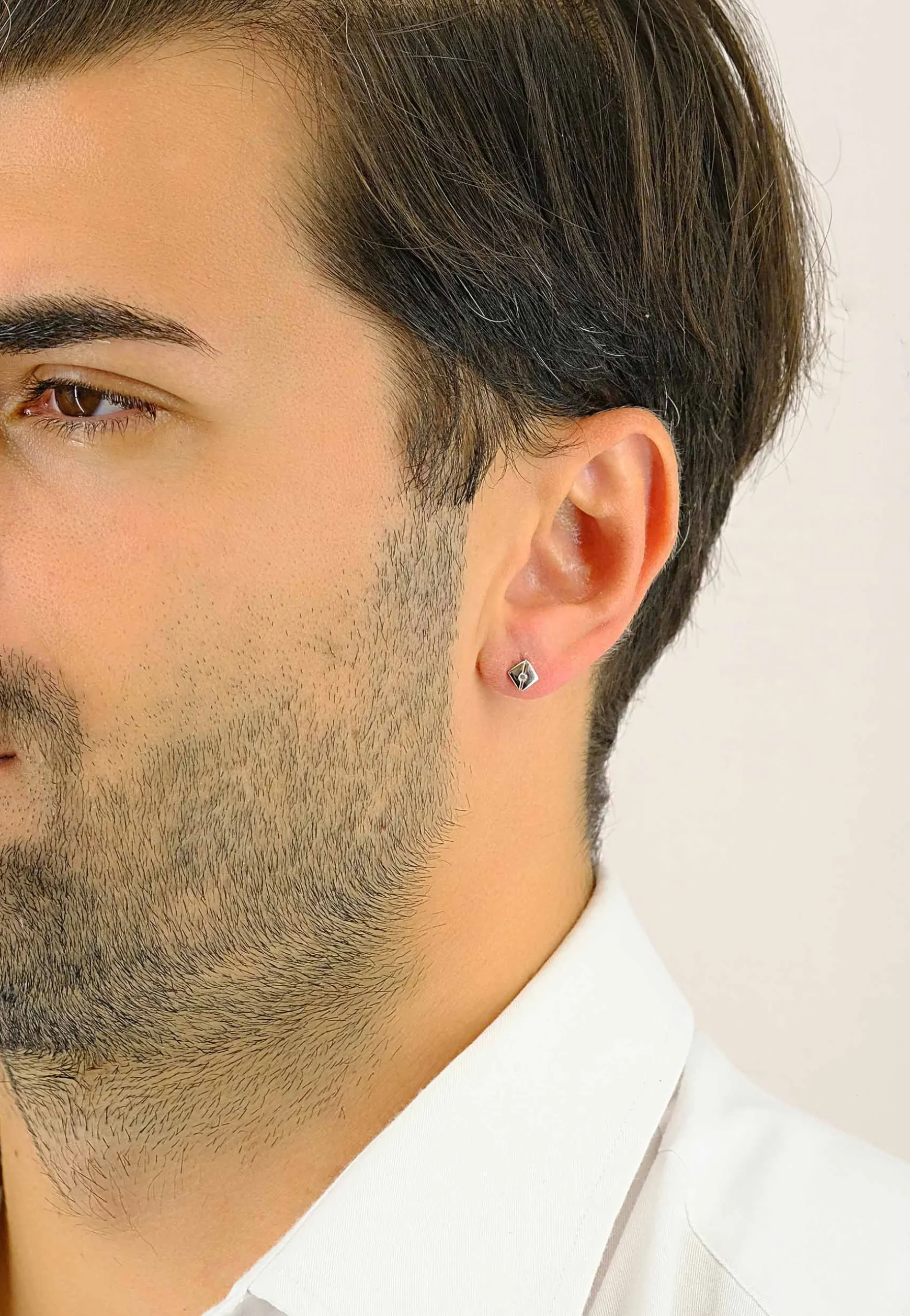 Einzel-Ohrstecker Weissgold 750 Zirkonia 7mm