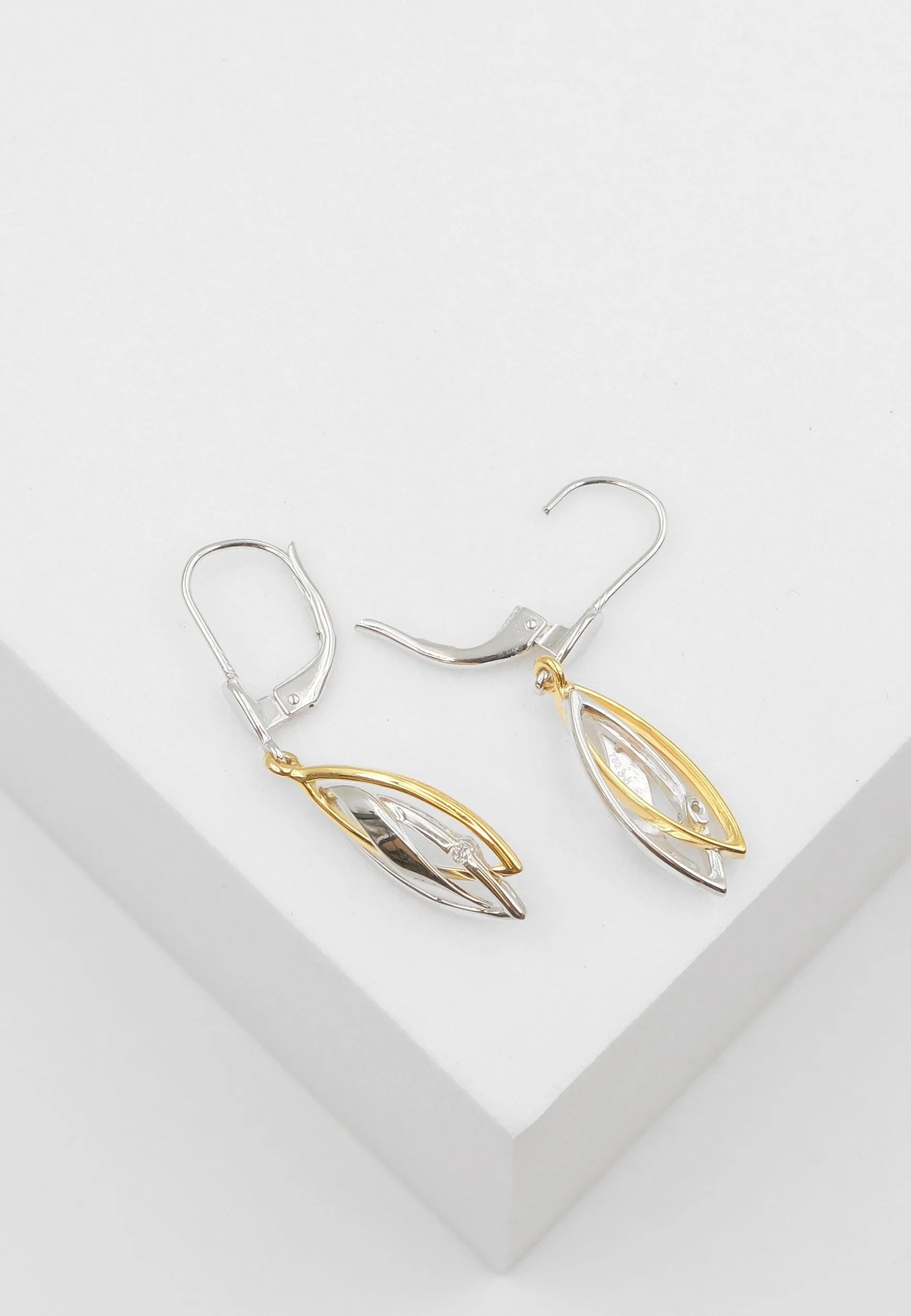 Ohrhänger Bicolor Gelb-/Weissgold 750 Diamant 0.02ct. 29x7mm