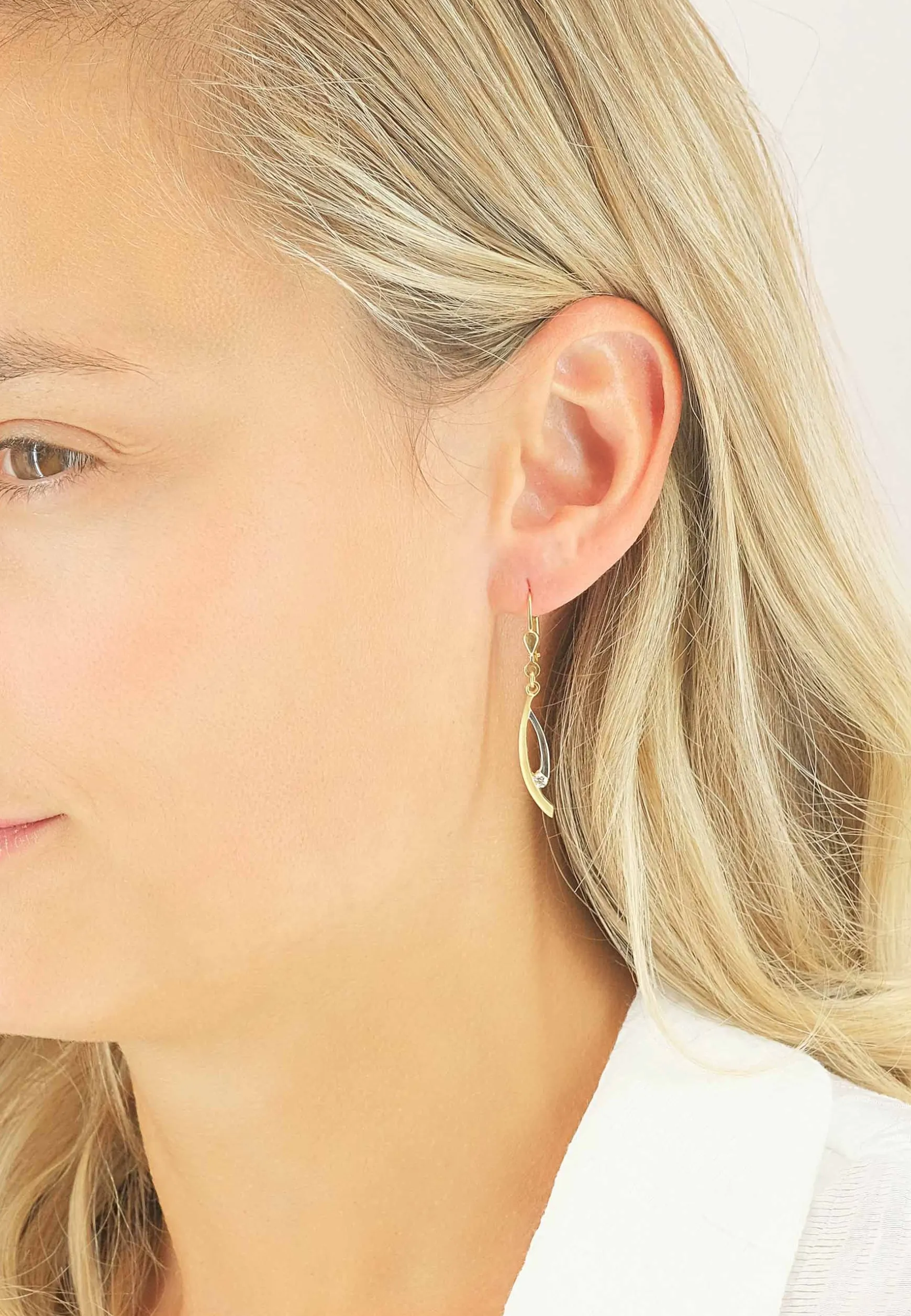 Ohrhänger Bicolor Gelb-/Weissgold 750 Diamant 0.12ct. 36x6mm