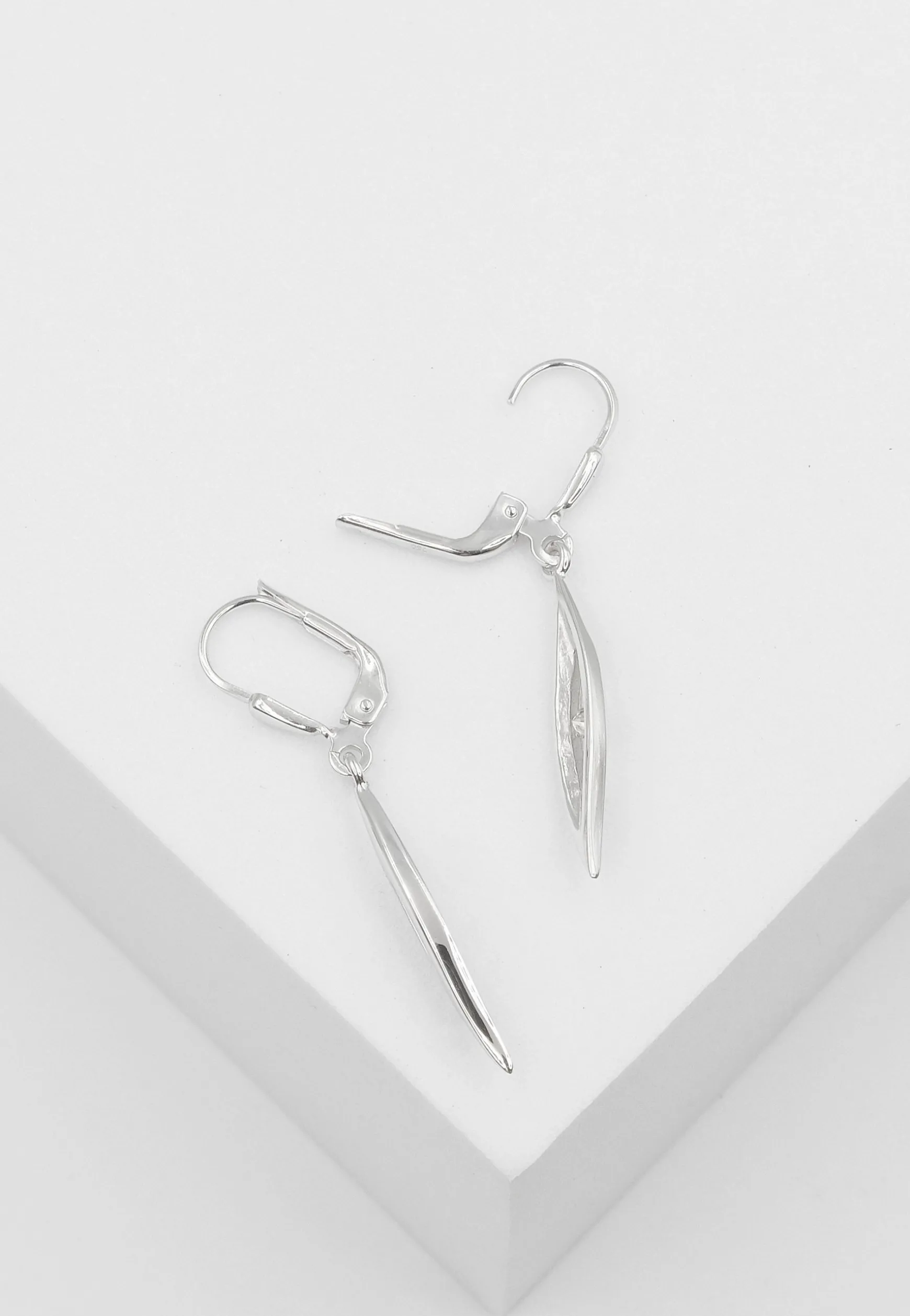 Ohrhänger Weissgold 750 Diamant 0.06ct. 32x4mm