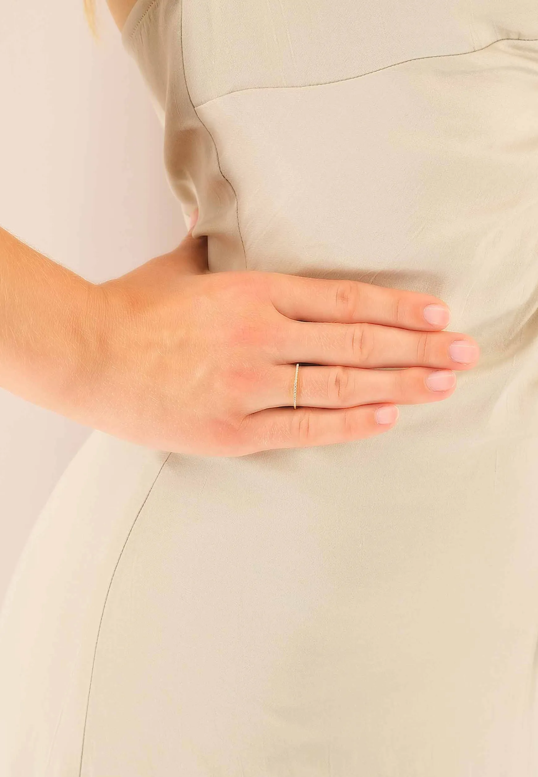 Ring Gelbgold 750 Brillanten 0.10ct. Rivère 4-Grifffassung (56)