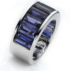 Ring 750/18K Weissgold Iolith 7.45ct.