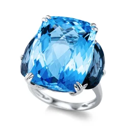 Ring 750/18K Weissgold Topas 32.5ct.