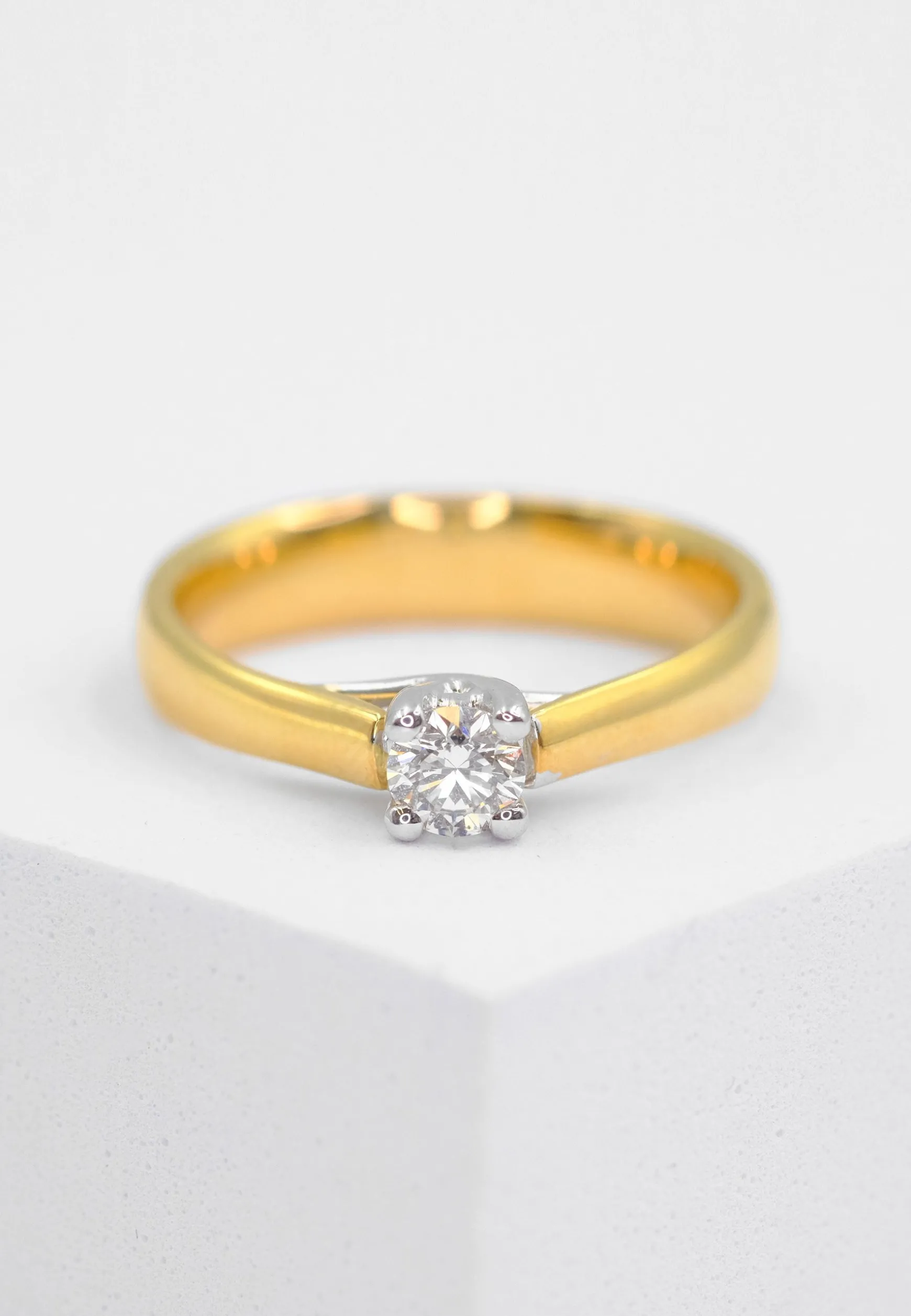 Solitaire Ring Diamant 0.50ct. Bicolor Gelb-/Weissgold