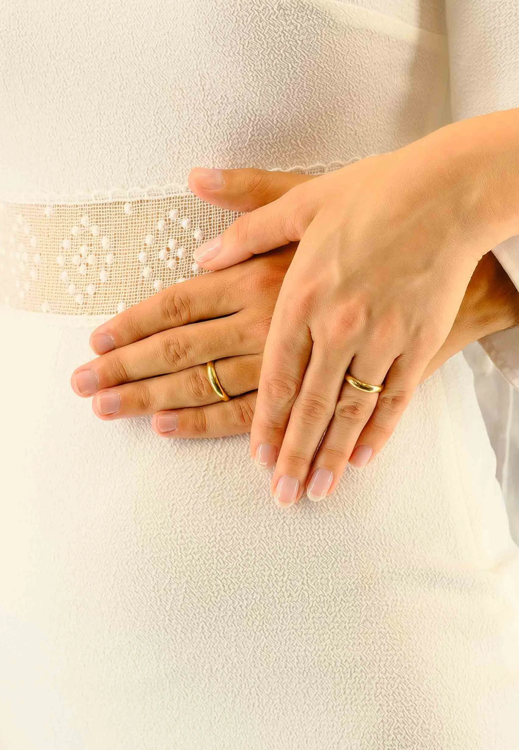 Trauring Gelbgold 750 halbrund bombiert (50)