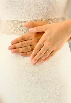 Trauring Rotgold 750 Innenschiene bombiert (51)