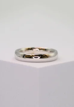 Trauring Weissgold 750 Innenschiene bombiert (64)