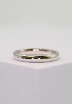 Trauring Weissgold 750 Innenschiene bombiert (62)