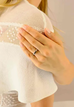 Trauring Weissgold 750 Innenschiene bombiert (64)