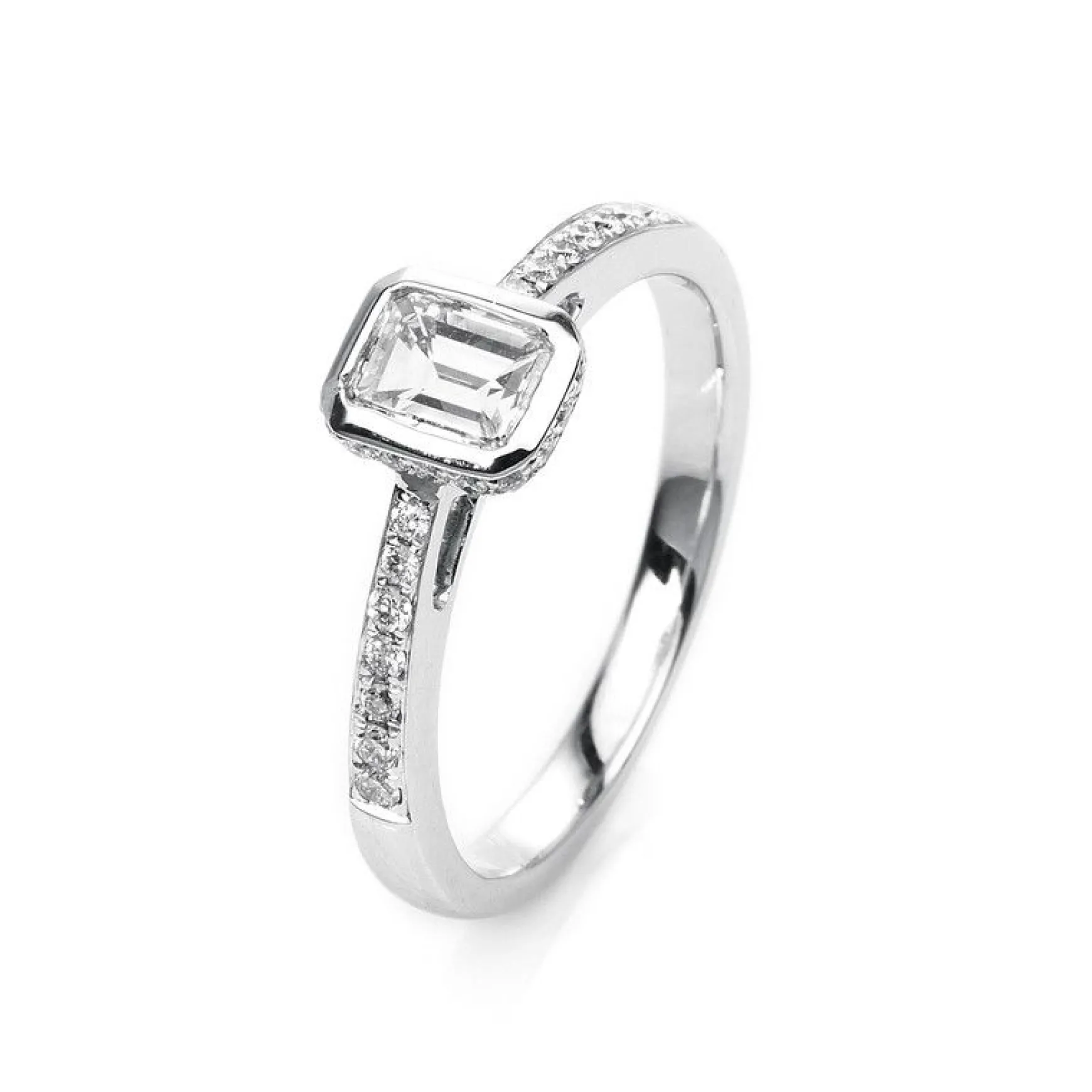 Verlobungsring 750/18K Weissgold Diamant 0.7ct.